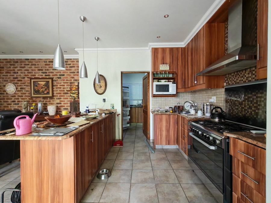 4 Bedroom Property for Sale in Parys Free State